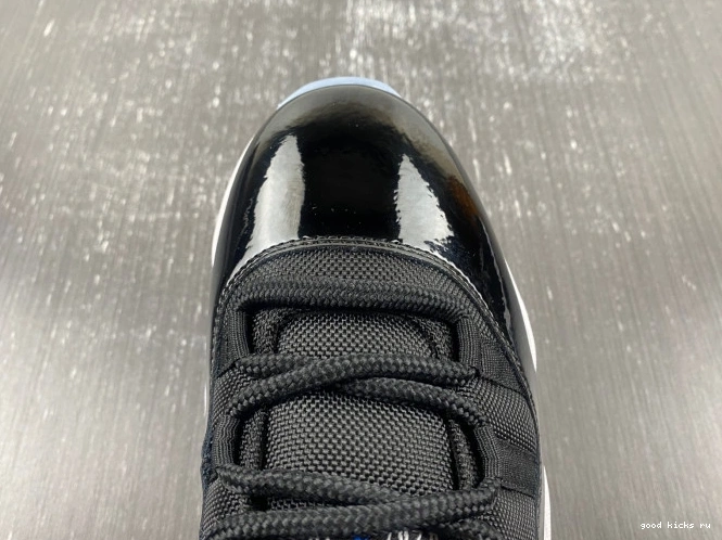 Jordan 11 Air Low FV5104-004 Space Jam 0701
